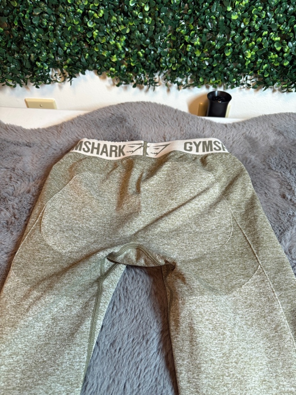 Gymshark Green Logo Waistband Leggings Size XS - Picture 3 of 5